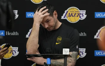 Lakers Coach JJ Redick, Kentucky Derby-Winning Jockey Mario Gutierrez Lose Their Homes in Wildfires