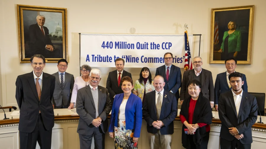 440 Million People Quit the CCP