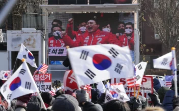 LIVE NOW: View Near South Korea’s Presidential Residence Amid a Warrant for Yoon’s Arrest