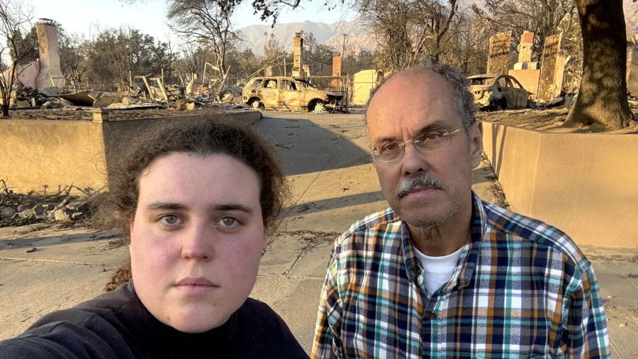 Father and Daughter Help Evacuees Learn Whether Their Homes Survived California Wildfires