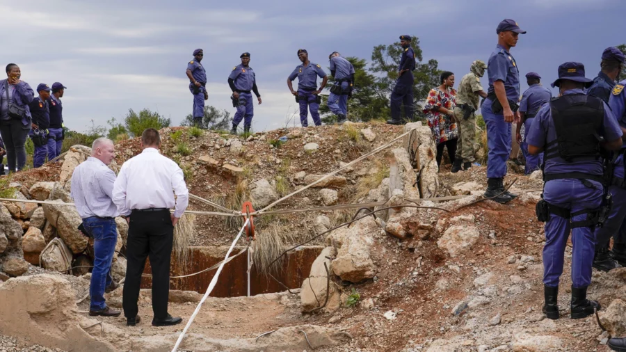 Rescuers Bring Out Survivors and Dead From South African Mine as Hundreds Remain Deep Underground