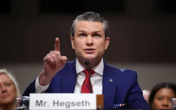 Hegseth ‘Able to Emerge Largely Unscathed’ From Tuesday Confirmation Hearing: Analyst