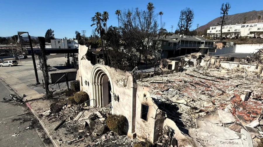 LA Police Chief Says 3 Suspected Arsonists Arrested After Being Caught Amid Deadly Wildfires