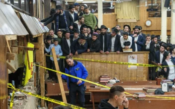 4 Men Charged in Brooklyn Synagogue Tunnel Scuffle Are Awaiting Trial in April