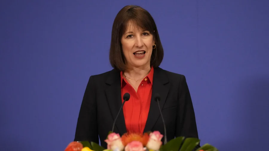 British Chancellor Seeks to Deepen Economic Ties With China, Faces Criticism Over China Trip