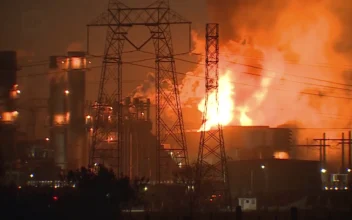 One of the World’s Largest Lithium Battery Storage Plants Erupts in Flames; Evacuations Ordered