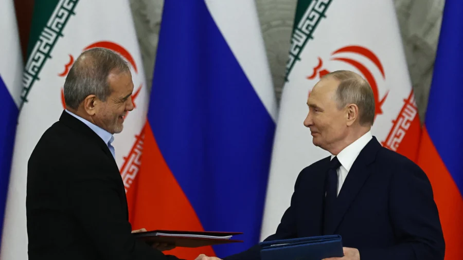 Russia and Iran Sign Treaty to Strengthen Ties Amid Western Sanctions