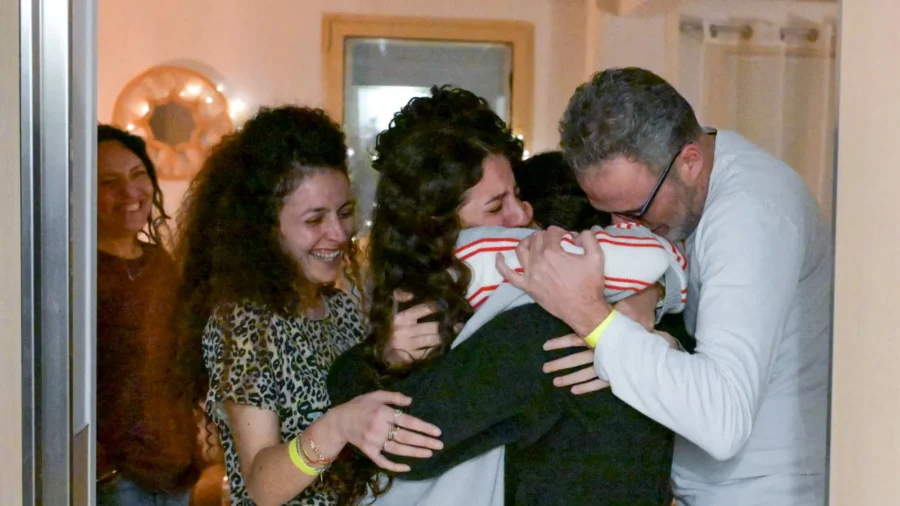 3 Hostages Released to Israel as Cease-Fire Begins With Hamas