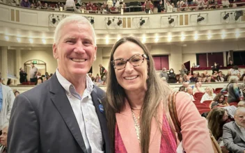 Shen Yun ‘One of the Most Beautiful Things I’ve Seen,’ Says Florida Patron Shen Yun ‘One of the Most Beautiful Things I’ve Seen,’ Says Florida Patron