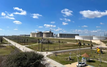 Energy Department Ends LNG Export Pause Following Trump Order Energy Department Ends LNG Export Pause Following Trump Order