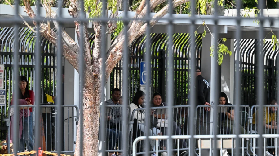 ICE Arrests Over 4,500 Illegal Immigrants in First 8 Full Days of Trump's Term