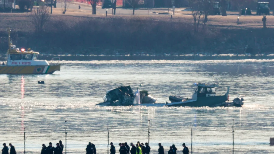 Wichita City Officials Hold News Conference on Plane Crash Near Washington