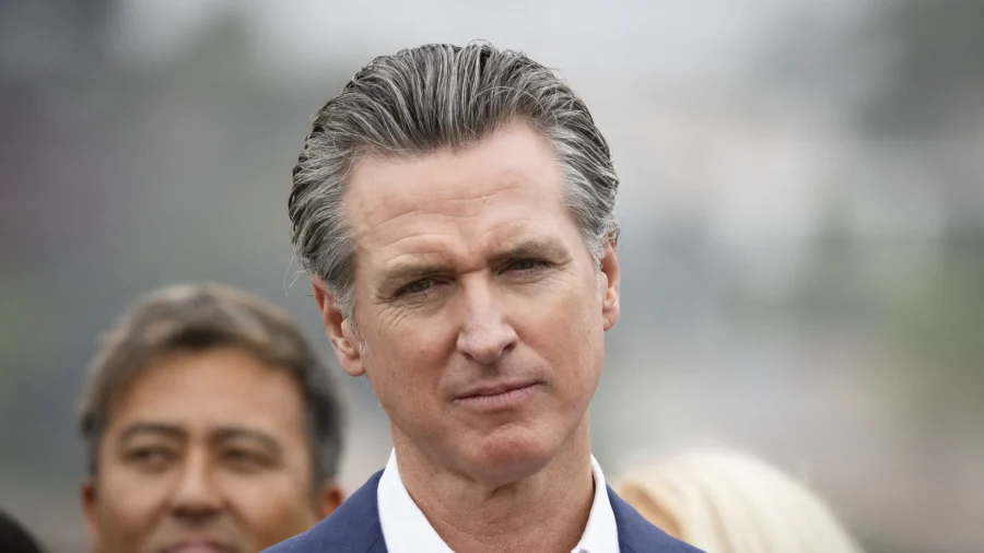 Newsom Approves $50 Million to Help Migrants, Boost California’s Legal Defense