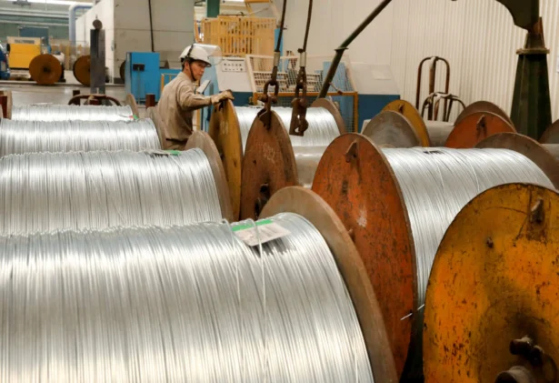 A worker handles steel cables at a factory in Nantong in eastern China’s Jiangsu Province on July 3, 2018. (AFP/Getty Images)
