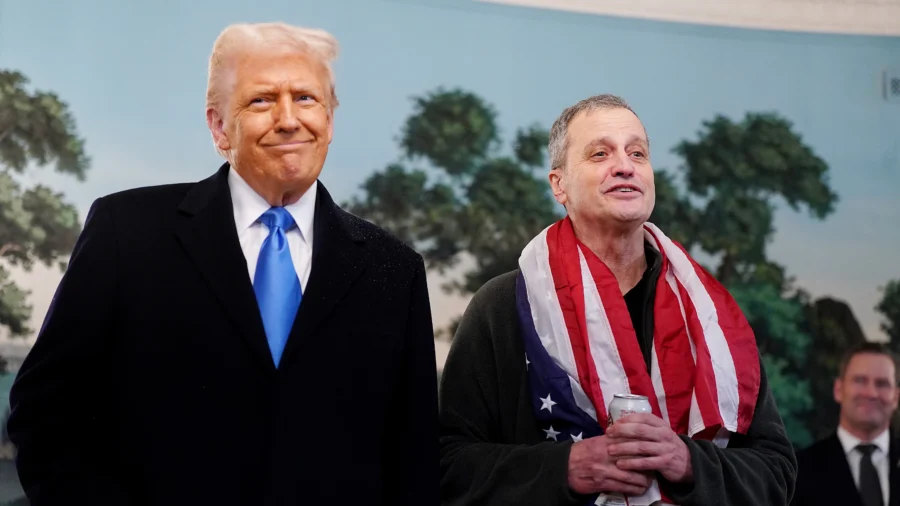 Trump Meets With Fogel at White House After Release From Russian Prison