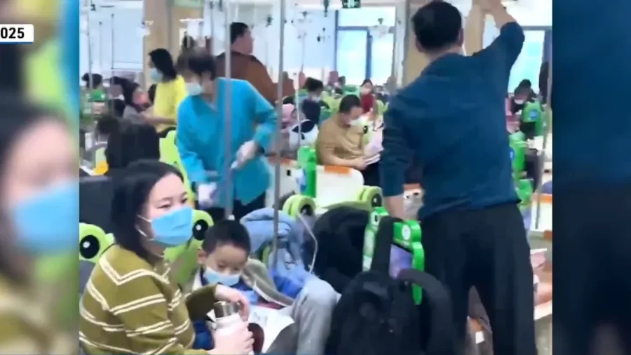 Chinese Residents Witness, Mourn Rising Death Cases