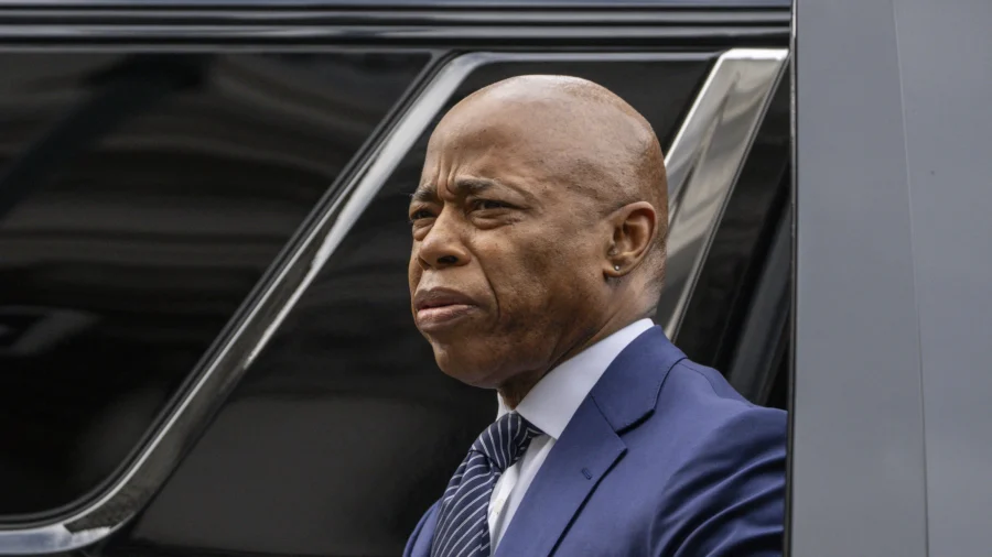 Judge Questions Request to Drop Charges Against NYC Mayor