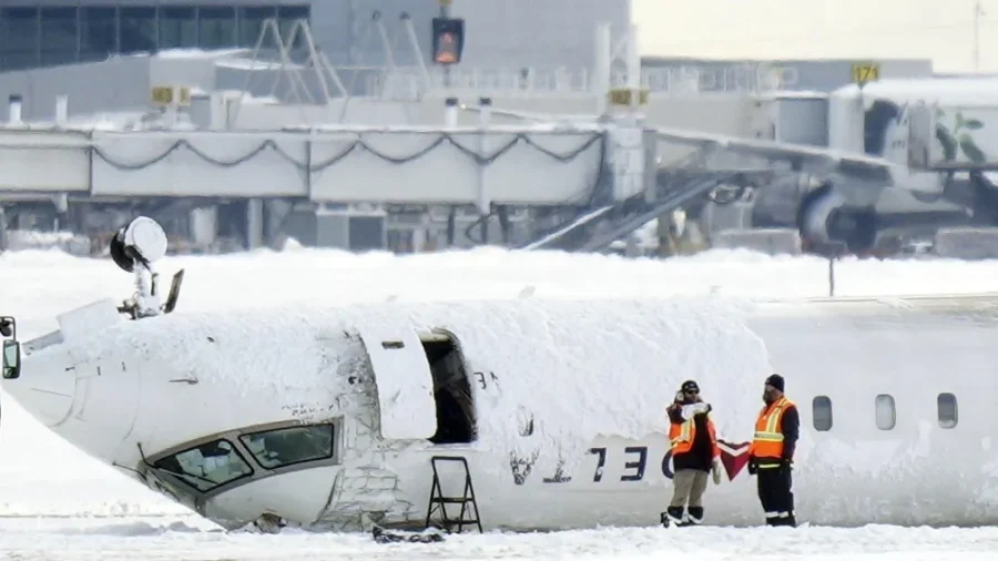 Chain of Factors Could Have Led to Toronto Plane Crash: Commercial Airline Pilot