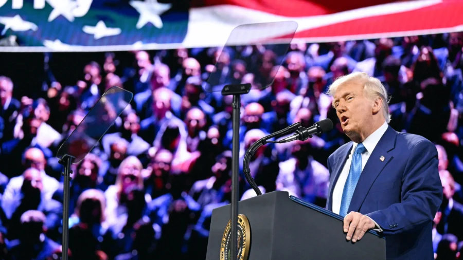Trump Delivers Remarks to Republican Governors