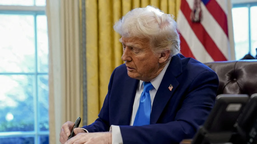 Trump Orders Plan for Tariffs in Response to Digital Taxes, Foreign Online Regulations