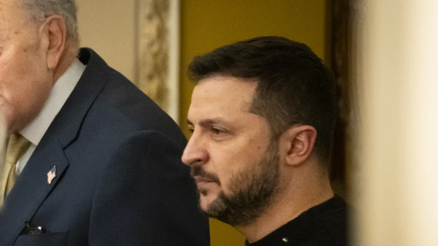 Zelenskyy Signaling He’s ‘Willing to Make a Move’ on Negotiations: Analyst