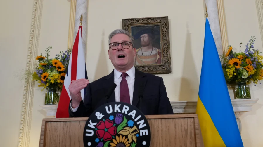UK's Starmer Hopes New Sanctions on Russia Will Force Putin to Make Concessions