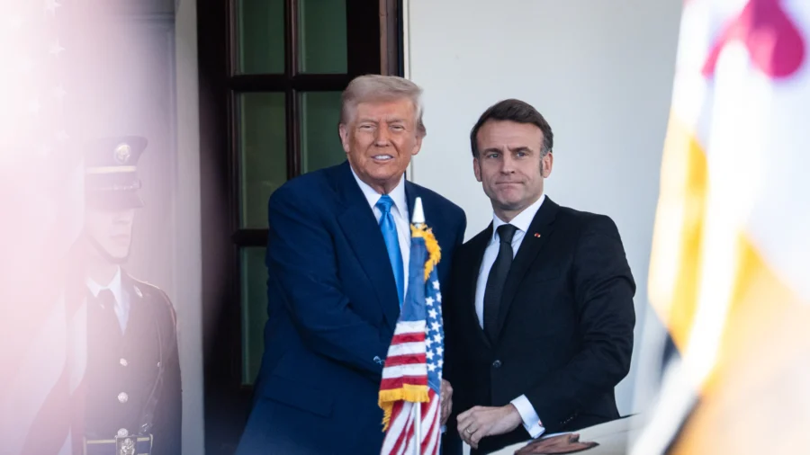 Trump, Macron Discuss Ukraine's Future as Diverging Views Emerge