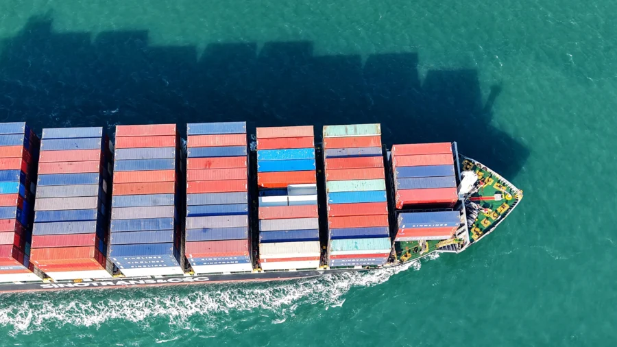 Industry Giants Weigh Impact of Trump’s 25 Percent Tariffs on China