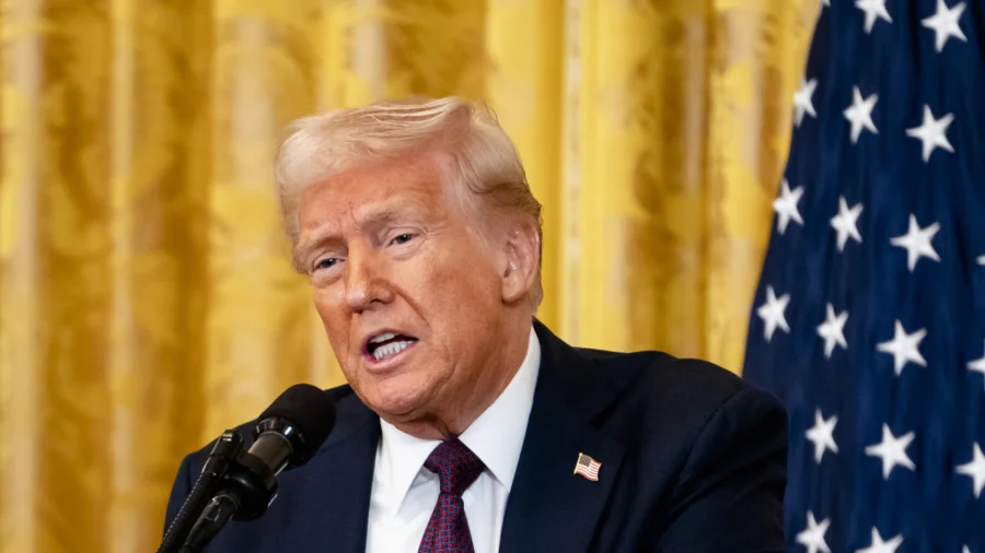 Trump Announces $100 Billion Investment From Taiwan Chipmaker