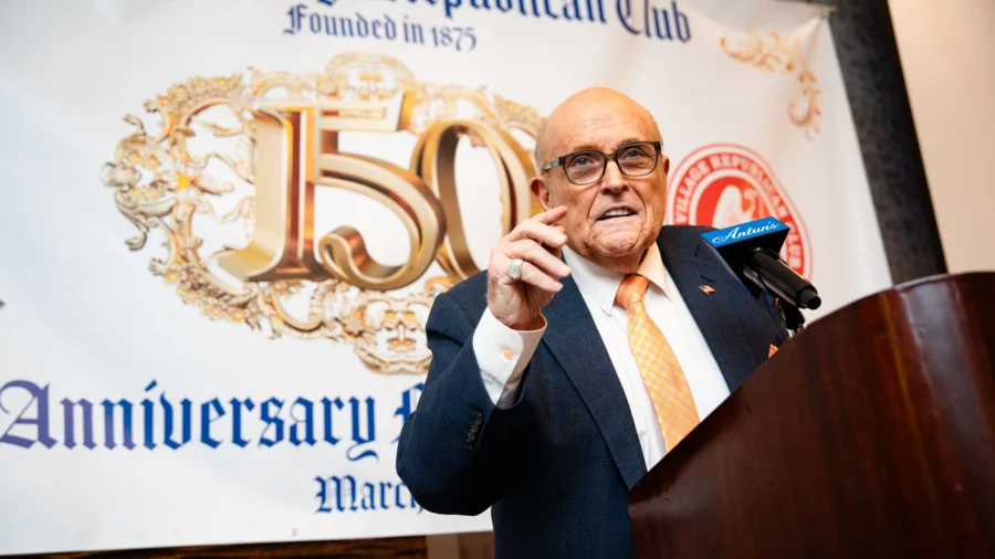 Queens Lincoln Dinner Honors Rudy Giuliani, Other Republican Figures