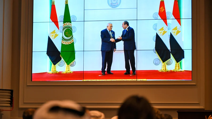 Arab Leaders Hold Emergency Summit on Gaza