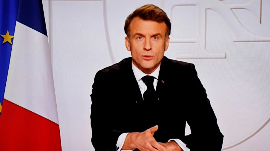 France to Consider Extending Nuclear Protection to European Allies: Macron