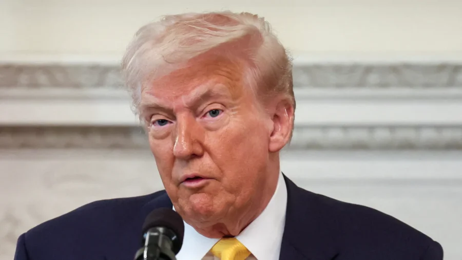 Trump Makes Remarks at White House Crypto Summit
