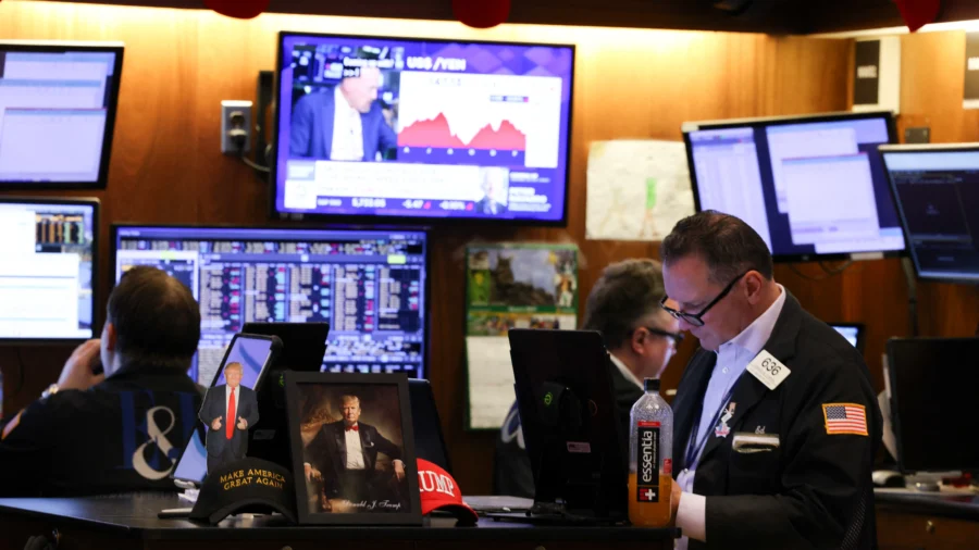 Dow Plunges Nearly 900 Points, Nasdaq in Correction Territory as Recession Fears Build