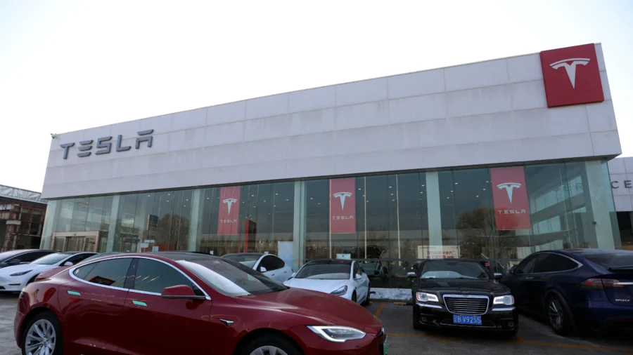 Tesla Plans to Cut China-Made Components—Analyst Breaks Down What This Means for Auto Industry