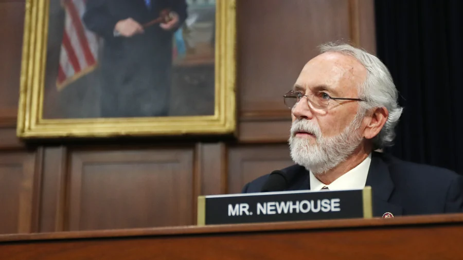 GOP Congressman Who Voted to Impeach Trump Won't Seek Reelection