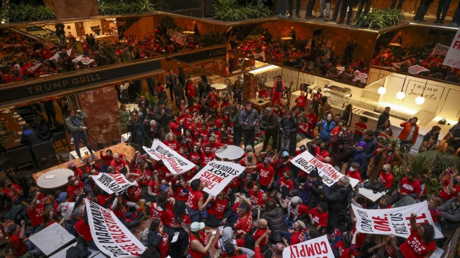 98 Protesters Arrested After Occupying Trump Tower to Demand Release of Pro-Palestinian Activist