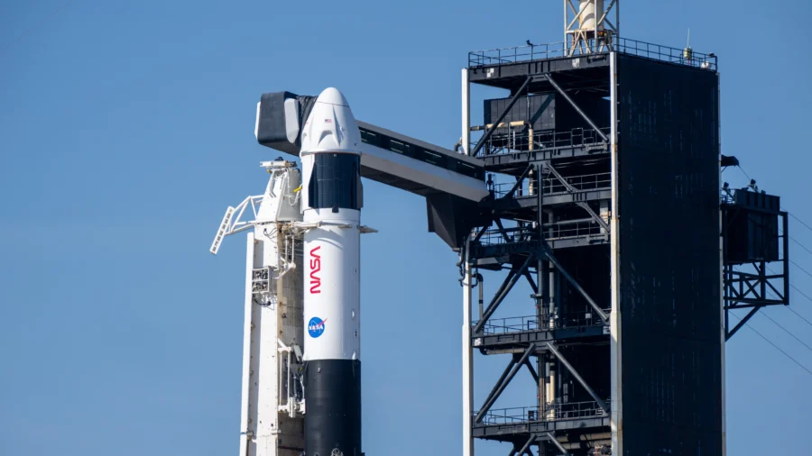 No Reason for Concern for SpaceX's Rescheduled Rocket Launch to Bring Back Astronauts in Space: Former Astronaut