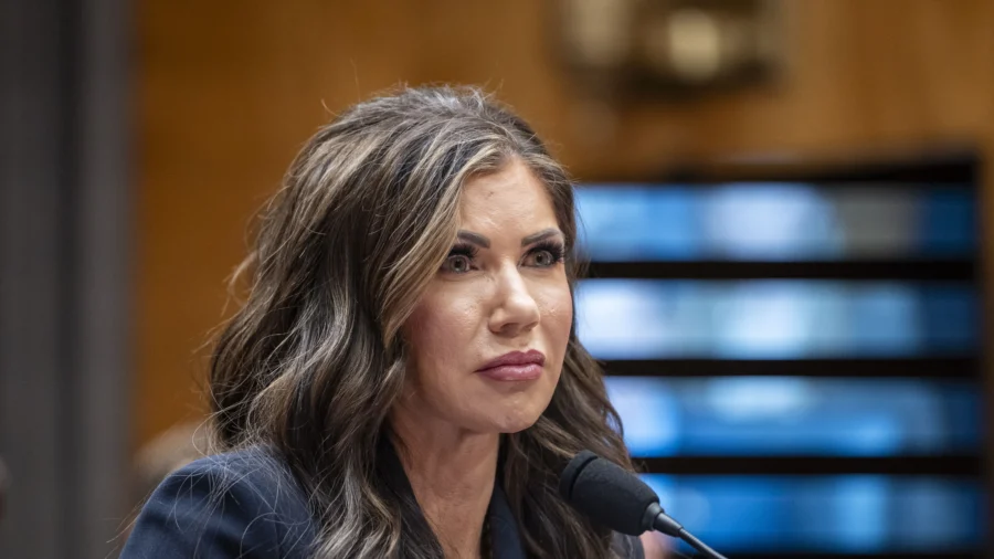Noem Holds Briefing About Stopping Drug Trafficking in Florida