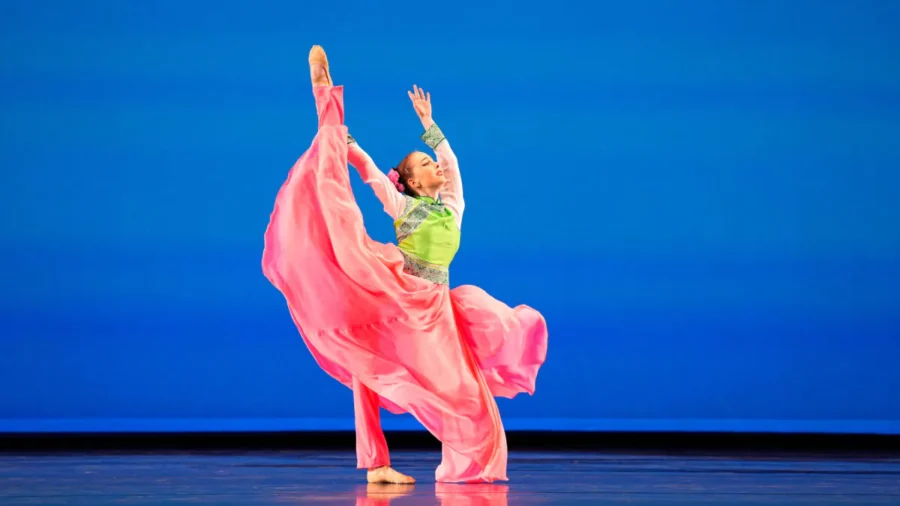A Mother's Perspective: Shen Yun and Her Daughter’s Journey