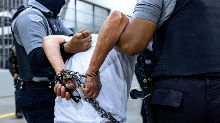 Appeals Court to Consider Alleged Gang Deportation Case