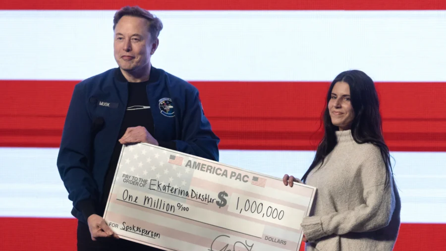 Musk Hands Out $1 Million Checks After Wisconsin Supreme Court Refuses to Block Payments