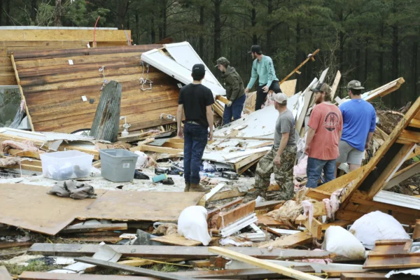 Storms Kill 7 in the South and Midwest as Forecasters Warn of ...