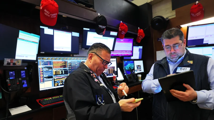 Managing Financial Stress: Expert Tips and Advice