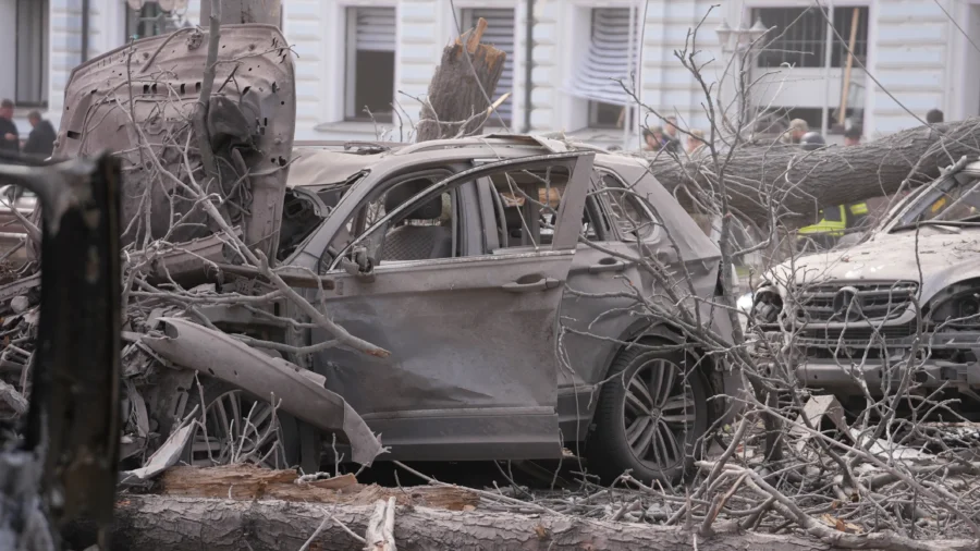 Russian Missile Strike Kills 34 in Ukraine’s Sumy, Kyiv Says