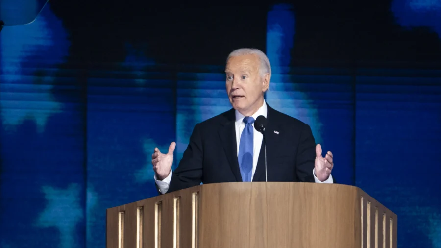 Biden Speaks at Chicago Conference in 1st Appearance Since Leaving Office