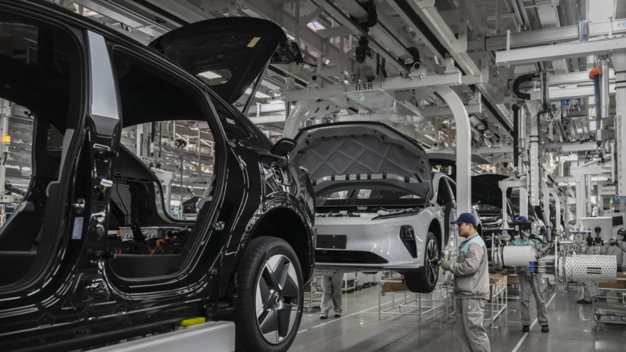 EU, China Negotiate EV Prices Amid Tariff Tensions
