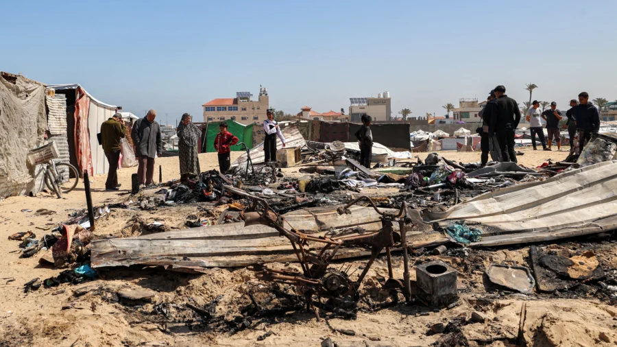 Israeli Airstrike Reportedly Hits Tent Camp in Gaza