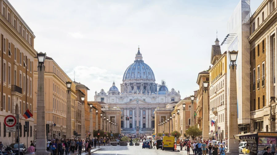 Vatican Holds ‘Passion of the Lord’ Service at St. Peter’s Basilica