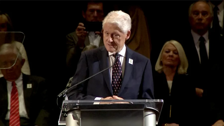 Clinton Praises the ‘Oklahoma Standard’ 30 Years After Bombing